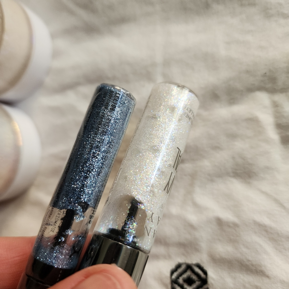 Glitter Makeup Bundle - Picture 7 of 10